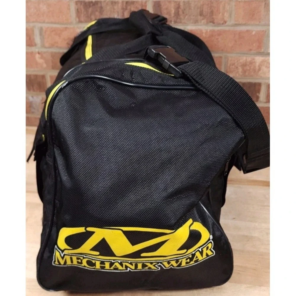 Mechanix Wear Large Black Duffle Bag Travel Gear 26 Inch